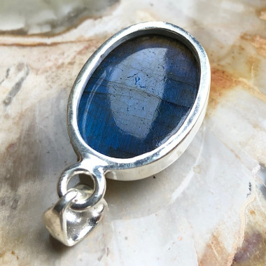 Pendentif en argent 925 avec Labradorite Bleue A