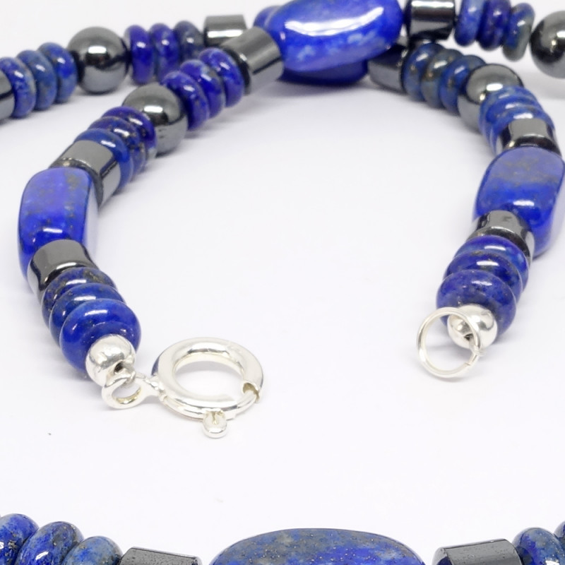 Lapis lazuli et hématite