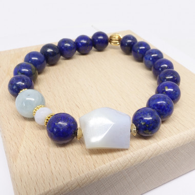 Lapis lazuli, calcédoine et aigue-marine