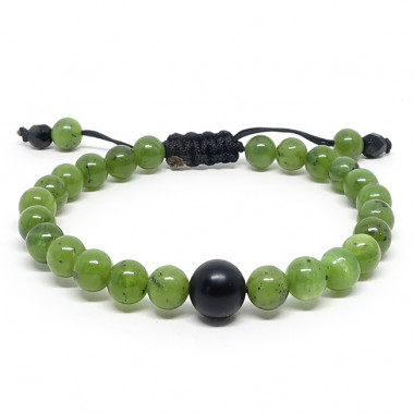 La pierre de jade utilisée en lithotherapie. Bracelet sur cordon avec onyx.