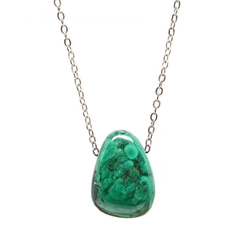 La malachite est une pierre du chakra du coeur. Tendresse infinie et amour de soi.