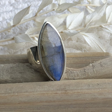 Bague en labradorite