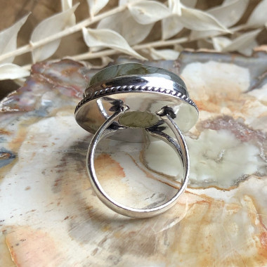 Bague en pierre de Labradorite sur argent