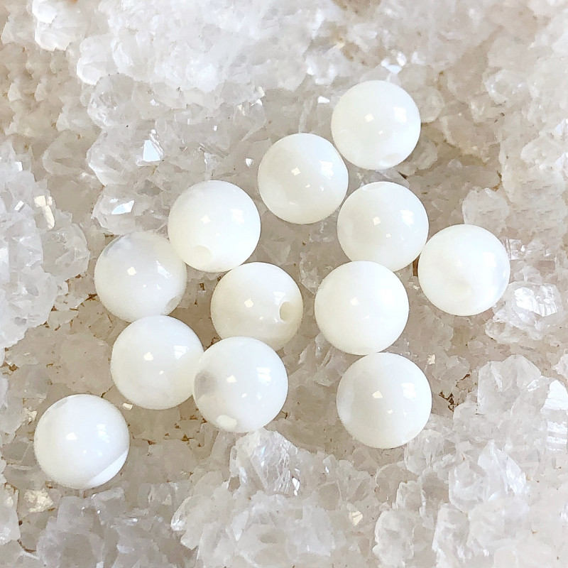 Nacre ⌀ 6 mm, 12 perles