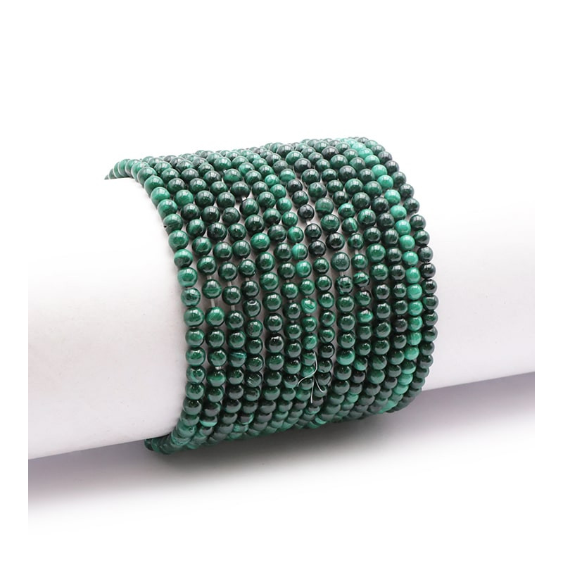 Spécialité en pierre fine semi-précieuse de malachite. Bracelet bien-être